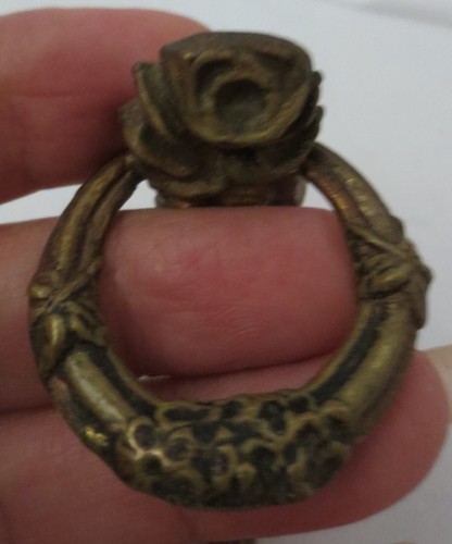 Antique Brass Drawer Cabinet Pull Knob Floral Design Ring Hardware VTG 1 7/8" - Picture 3 of 7