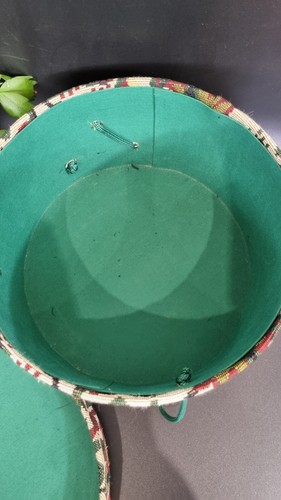 Vintage Tapestry Style Hat Box 10in Diameter Lidded Carry Handle - Picture 7 of 9