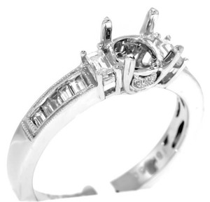 Diamond-Engagement-Ring-Setting-VS1-Baguette-0-67ct-White-18k-Gold