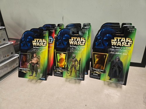 Box of 16 Sealed Star Wars Power of the Force Sigures Collection 2 - Picture 3 of 6