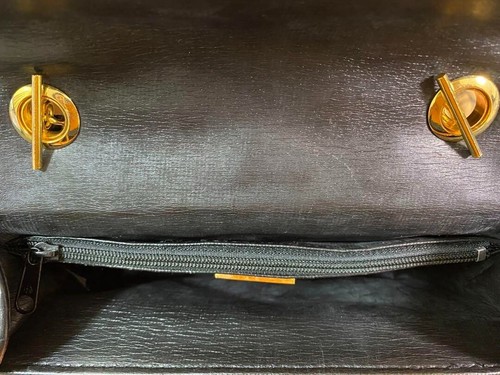 GIVENCHY Matelassé Shoulder Bag 4G Quilted Tassel Chain Black x Gold Leather - Picture 24 of 24