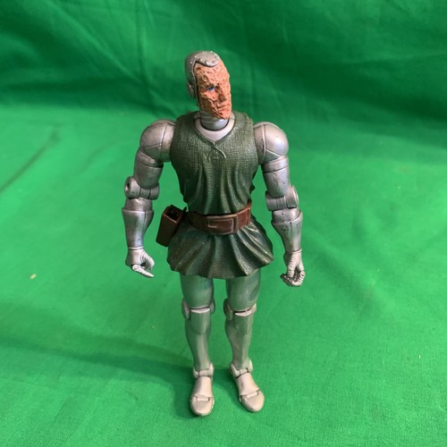 2004 Dr. Doom Actionfigur 6 Zoll Toy Biz grün Kinder Sammlerstück. C3