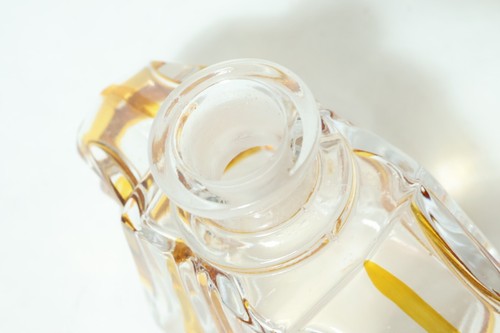 Altes Waschtischset Parfum Glasflakon Flakon Flacon Parfumflakon Kristallglas ? - Bild 6 von 24