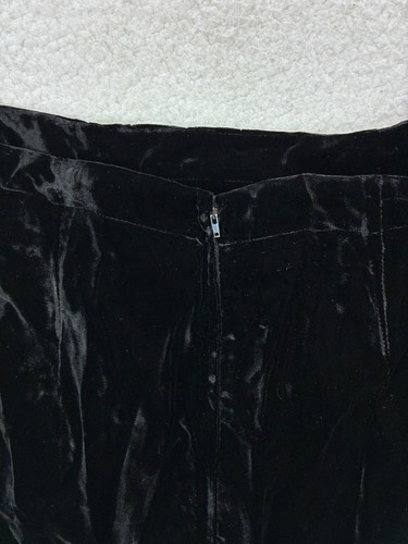 Giorgio Armani Le Collezioni Velvet Midi Skirt Women’s Size 8 Black Italy - Picture 9 of 11