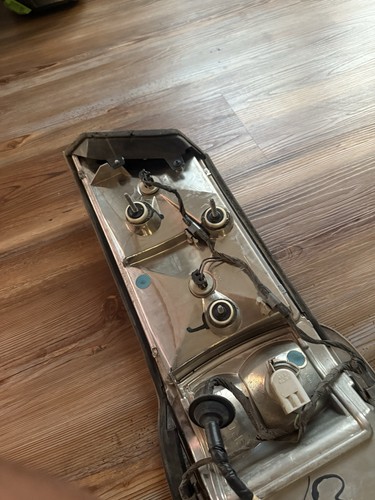 00 - 05 BUICK LESABRE Trunk Mounted Tail Light / Finish Panel W/ Harness - Picture 10 of 13