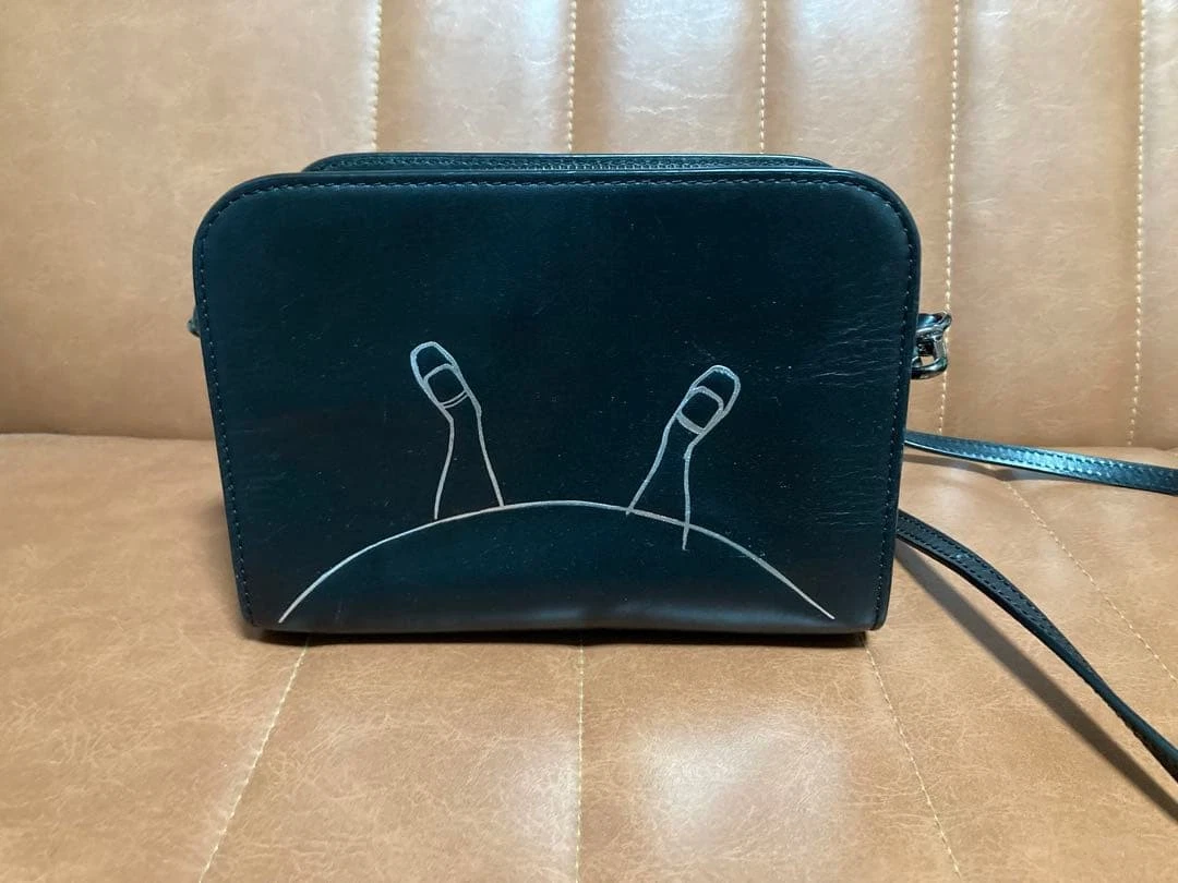Disney Marc By Marcjacobs Alice in Wonderland Shoulder Bag Black No Box Used