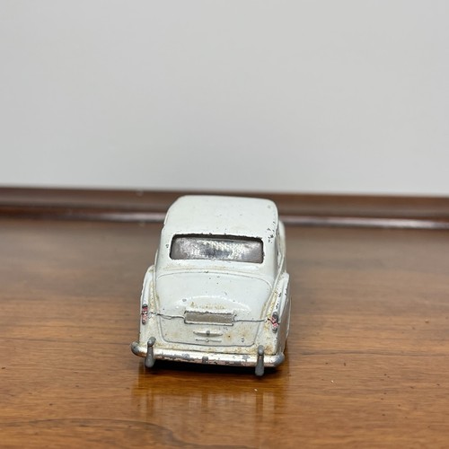 VINTAGE DINKY TOY - ROLLS ROYCE PHANTOM V #198 - Rough Condition - Picture 6 of 8