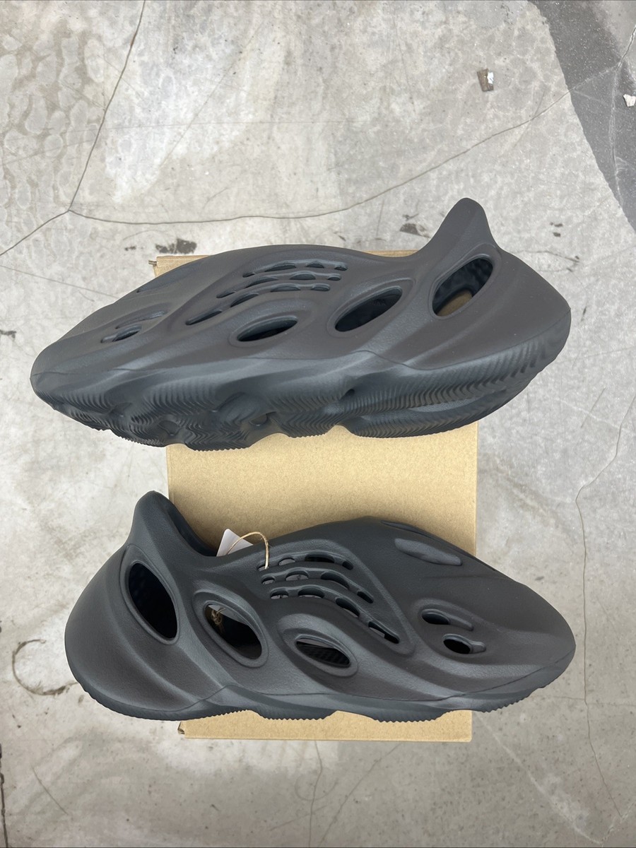adidas YEEZY Foam Runner 