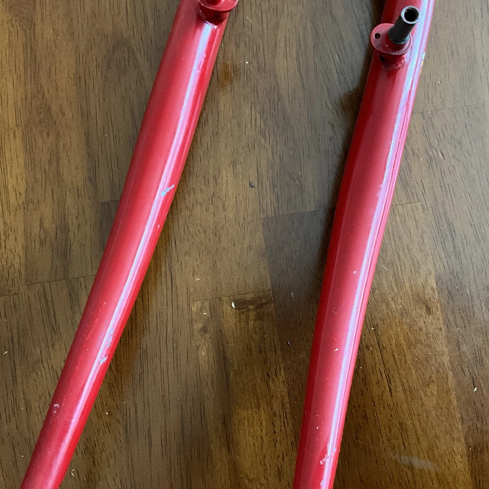 Horquilla delantera rígida cromoly cromada para bicicletas GT de colección - 26” - llanta - dirección de 1” - roja Foto 4 de 4
