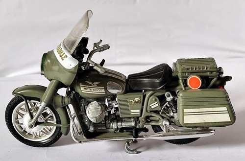 POLISTIL MOTO GUZZI V7 VERSIONE POLIZIA SCALA 1:15 - Foto 3 di 5