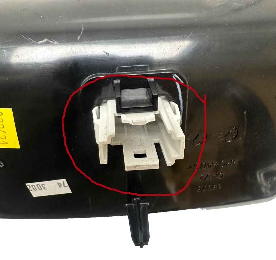 OEM Touch Screen Radio Display Control Panel For 2015-2017 GMC Yukon & XL - Image 3 of 4