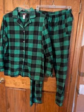 XL flannel pajama set, green plaid, collar, pants w/side pockets