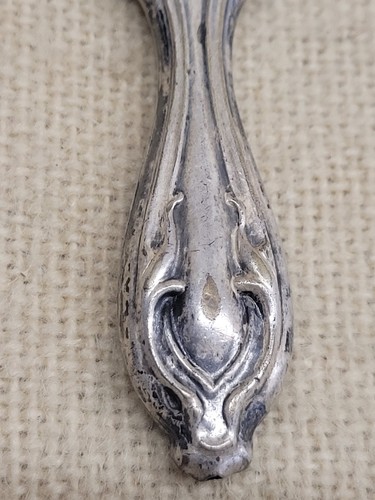 ANTIQUE ART NOUVEAU SILVER PLATE CHILD'S OR DOLL'S VANITY HAND MIRROR REPOUSSE - Picture 6 of 7