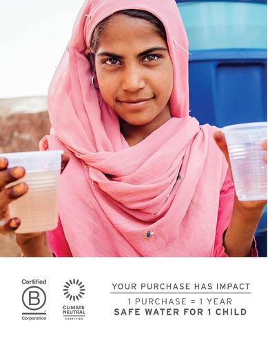 Advanced 10-Cup Water Pitcher - Bacteria & Parasite Removal - Picture 8 of 10