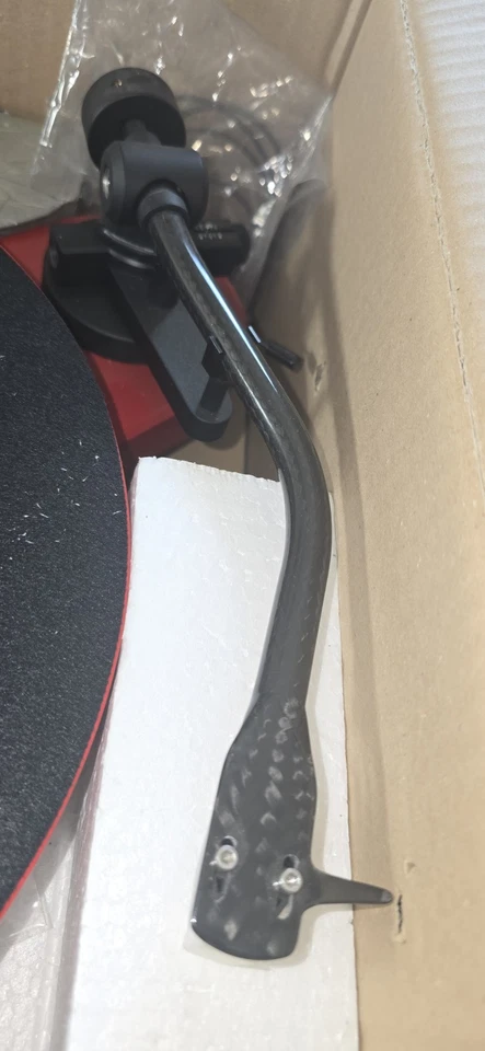 Pro-Ject RPM 1 Carbon Plattenspieler mit Sumiko Rainier Phono Cartridge rot - Bild 4 von 4