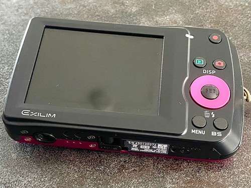 Casio EXILIM ZOOM EX-Z33 10,1 MP Digitalkamera - Vivid Pink - Bild 10 von 17