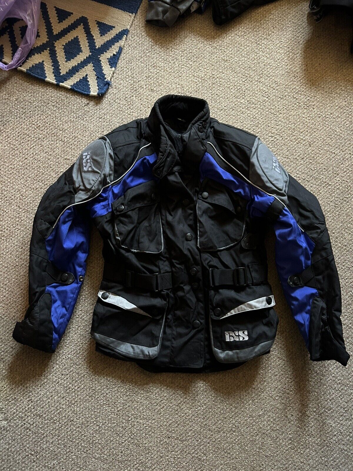 Picture 1 of 7
