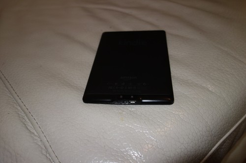 Amazon Kindle Model D01100 WiFi 4th Generation 2GB eBook Reader - Picture 8 of 14