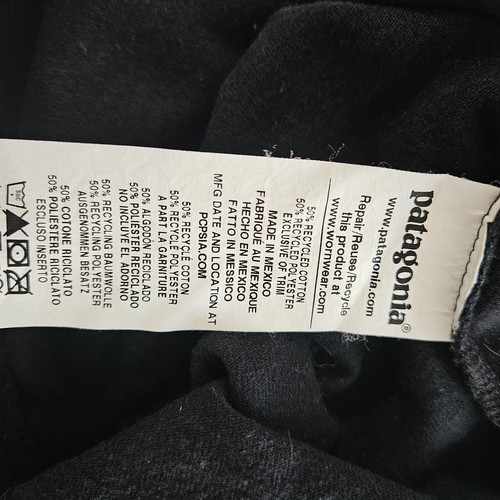 Patagonia Size Small Regular Fit Black Crew Neck Responsibili-Tee T Shirt. Polye - Picture 8 of 19