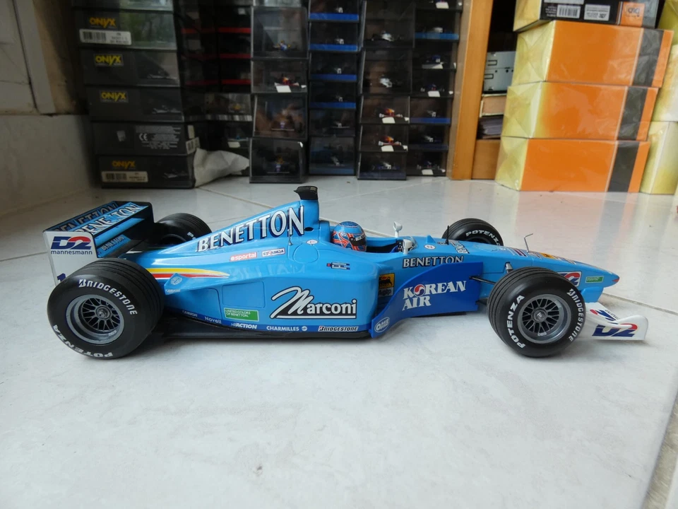 Benetton Renault Showcar 2001 Jenson Button #11 1/18 Minichamps F1 Formula 1 - Immagine 2 di 4