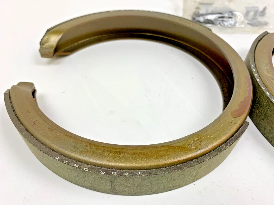 OB NAPA AE-10781-PB Parking Brake Shoes for GM - Image 3 of 4