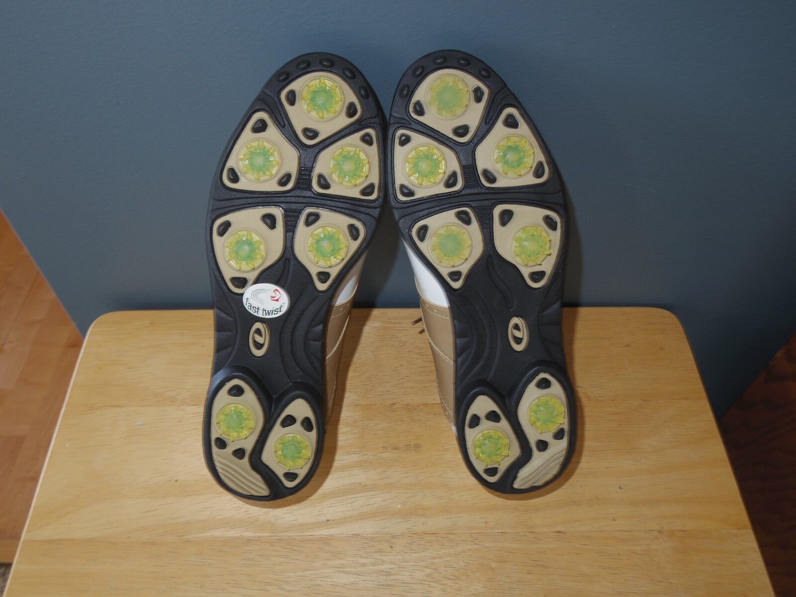 Picture 4 of 9
