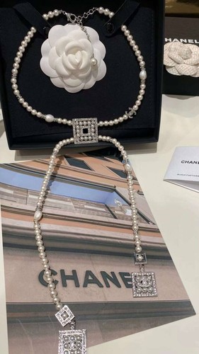 ๐๐ก๐๐ง๐๐ฅ ๐๐๐ฌ Beaded chain and Swarovski pearls - Picture 2 of 9
