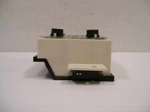 Genuine OEM 1986 Cadillac Deville #1628889 Information Center - Picture 5 of 7