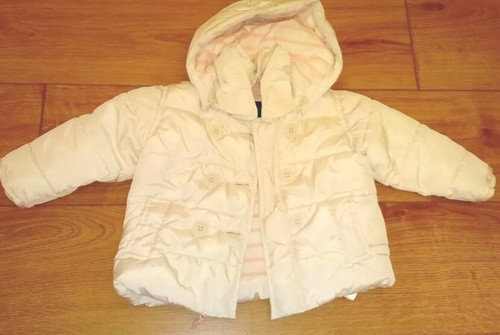 Baby Gap Girls Ivory Removable Hood Winter Coat Age 12-18 Months - Picture 2 of 9