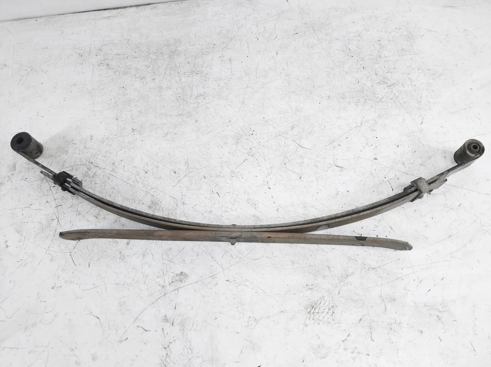 1998 - 2001 年日产 Frontier 4X2 King Cab 后驱动叶弹簧避震杆 — 第 3/4 张图片