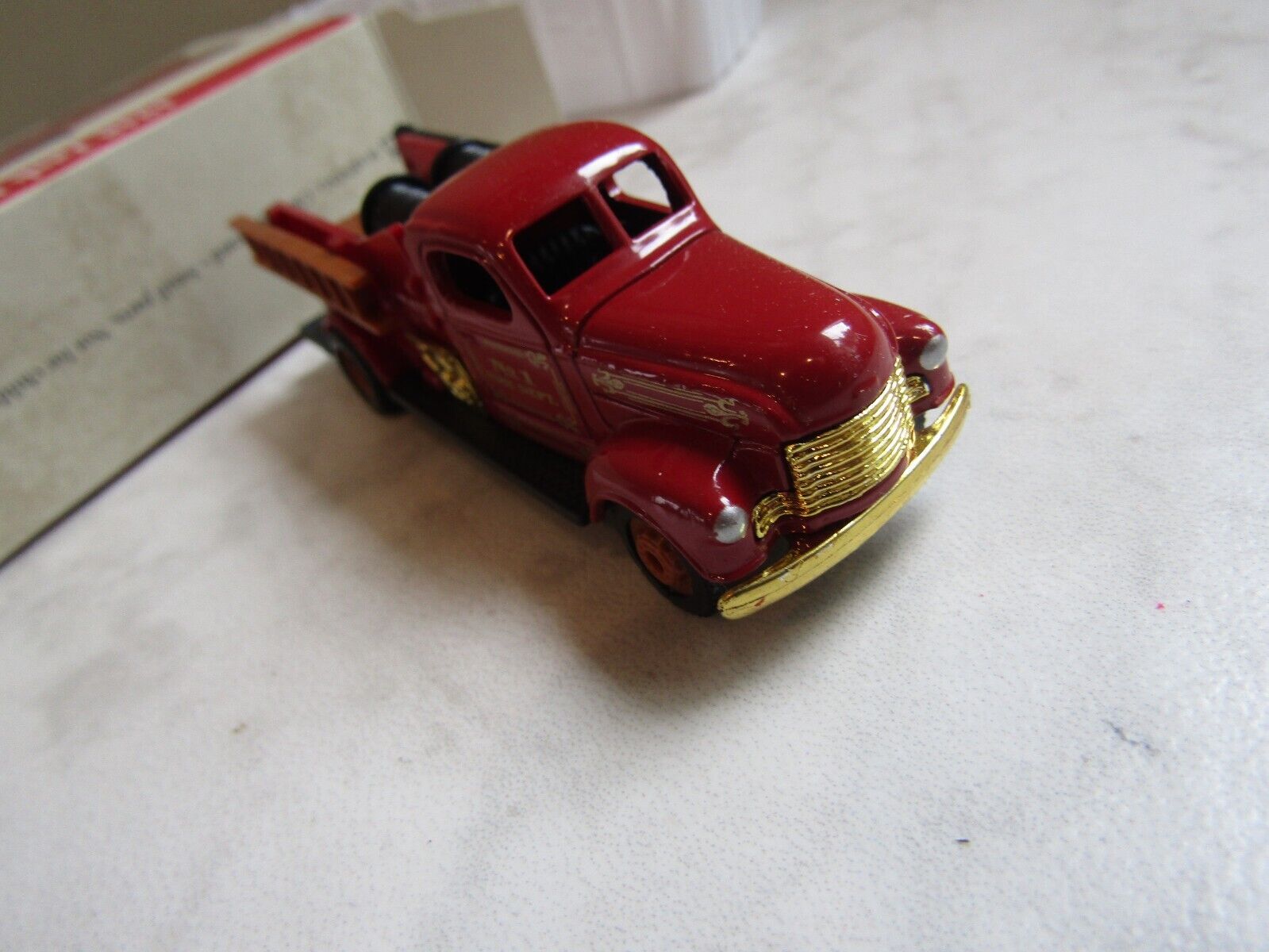 Picture 4 of 9