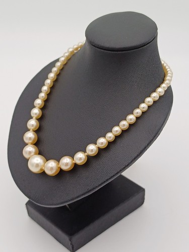 Vintage Signed Damart Classic Timeless Imitation Pearl Graduated Beaded Necklace - Picture 5 of 19