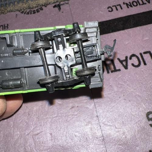 Vintage TYCO HO Burlington Northern 415 Haifischnasenlokomotive & Caboose 4 Reparatur - Bild 9 von 13