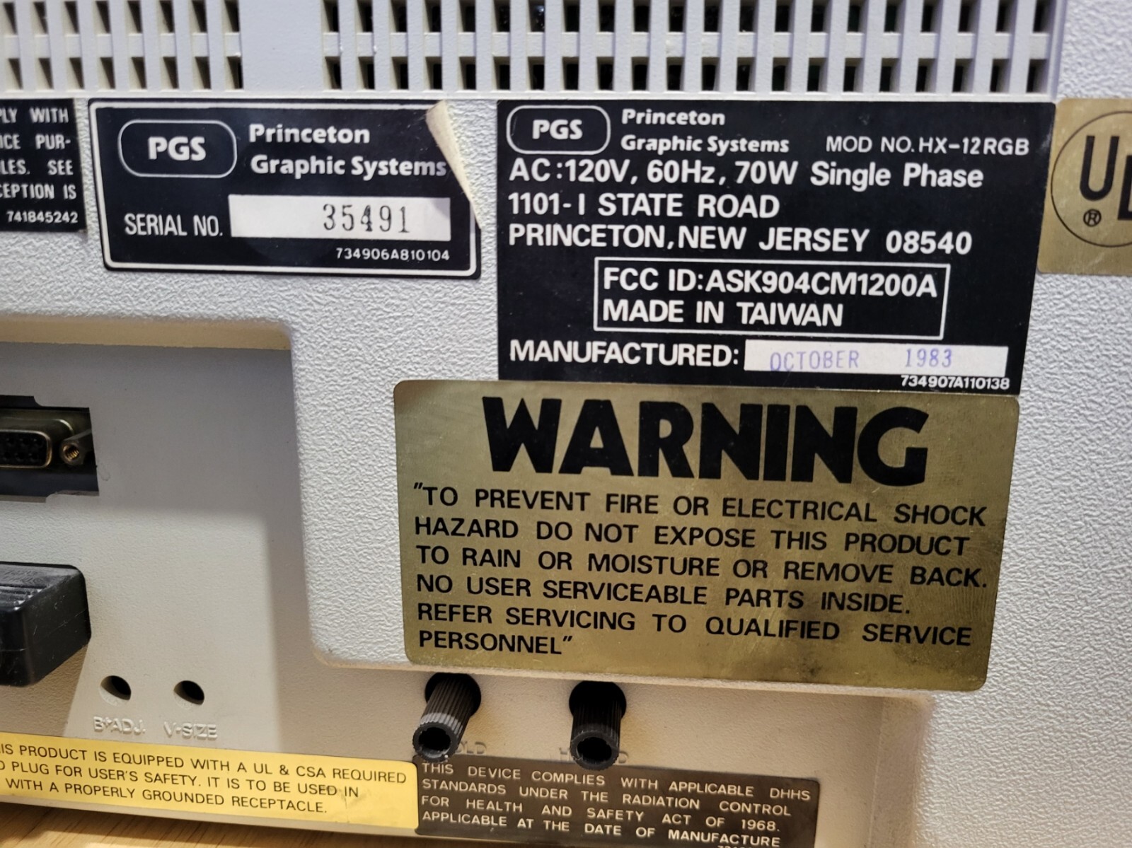 IBM Personal Computer 5160 with 5151 Monochrome Monitor, Model F XT ...