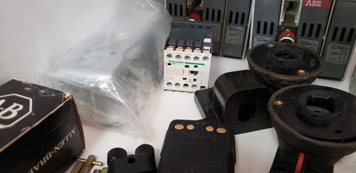 HUGE LOT OF ABB, ALLEN BRADLEY, BUSS, PHD, SCHNEIDER AND OTHER INDUSTRIAL - Picture 7 of 12