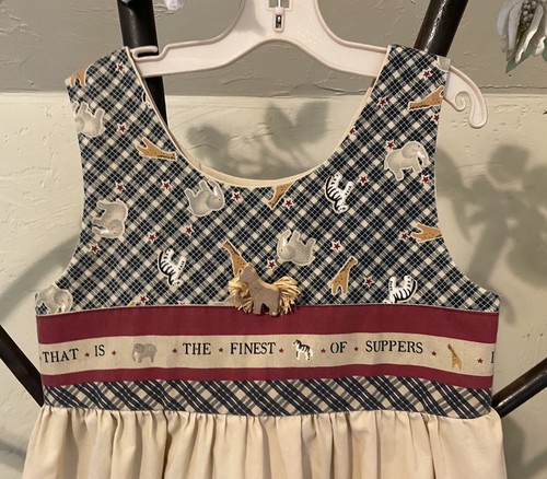 ✅Vtg 90s Beige Animal Crackers Brooch Little Girl Sleeveless Jumper Dress sz 7/8 - Picture 8 of 17