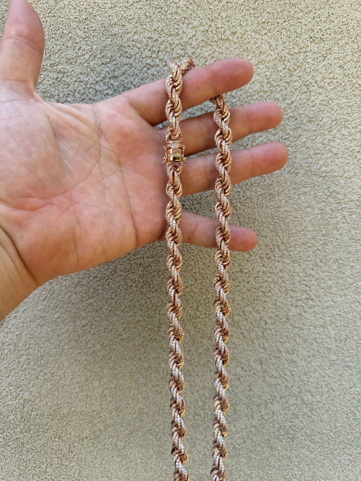 Picture 17 of 23