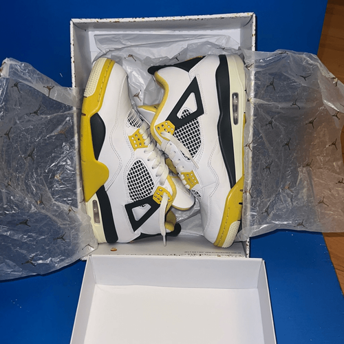 Nike Air Jordan 4 Vivid Sulfur Men’s Size 9 / Women's 10.5 / AQ9129-101 Yellow v - Picture 13 of 13