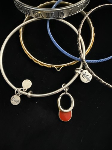 Lot Of 5 Bracelets Bangles (lot#31) - Picture 2 of 5