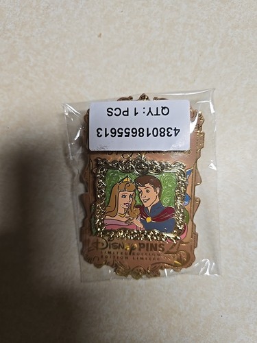 Disney Sleeping Beauty Happily Ever After Limited Edition Slider Pin - Picture 8 of 8