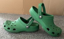Crocs Classic Clog Sandals 10001 Unisex Men's 6 - Women's 8 Green