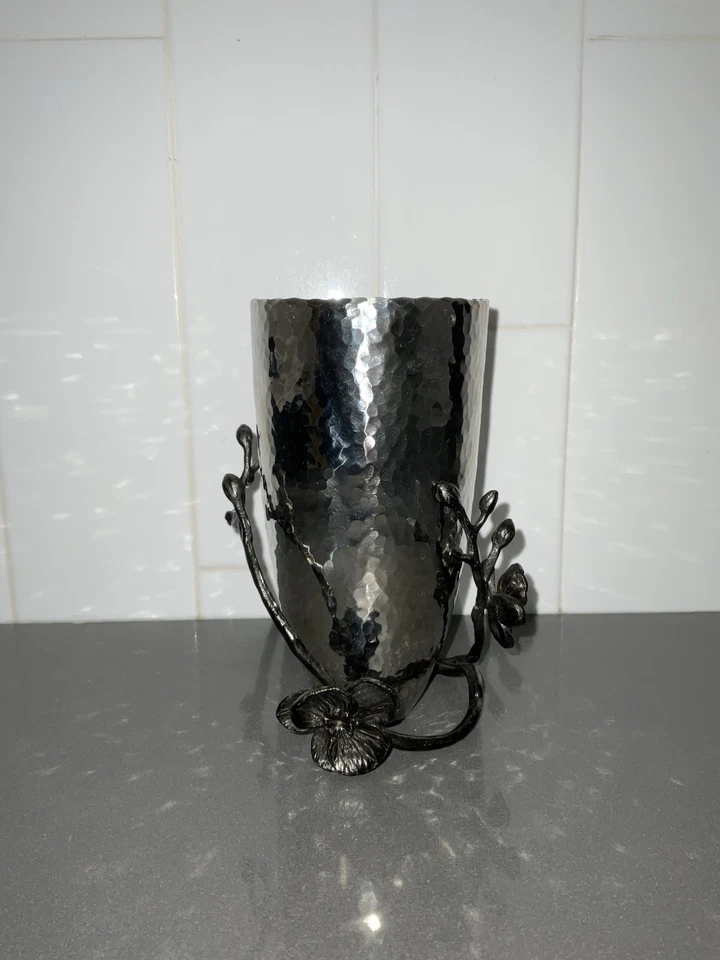 Michael Aram - Jarrón de acero inoxidable martillado orquídea negro Foto 2 de 4