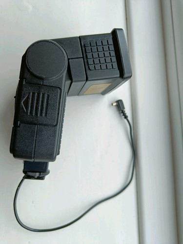 Cobra Auto Thyristor Camera Flash Tilt Zoom Head Hot Shoe or PC Cord Connection - Picture 3 of 3