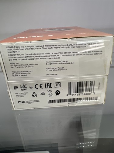 Fitbit Versa 3 40 mm Pink Rubber Case with Gold Aluminum Band GPS Smartwatch - Picture 5 of 5