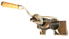 Standup 4 leg lemon squeezer "ACME F. F. ADAMS CO. ERIE, PA. PAT. DEC. 20, 1887"