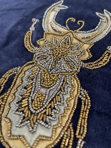 Beautiful Dark Blue Velvet Cushion Cover Bellatrix 50x 50 New - Picture 8 of 12