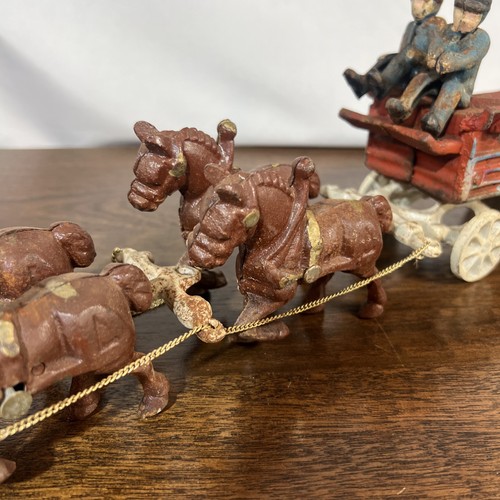 Vintage Cast Iron Budweiser Beer Wagon 8 Clydesdale Horse and Drivers Heavy Nice - Picture 3 of 24