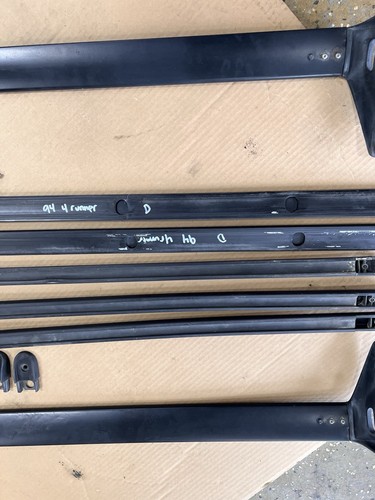 1990-1995 Toyota 4Runner Roof Rack Factory w/screws OEM Missing 2 Pieces! - Bild 8 von 9