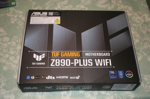 Asus TUF Gaming Z890-Plus Wifi - Picture 1 of 2
