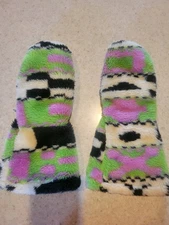 Rare Vintage Arctic Cat Mittens. Size Medium.  $299 Or Best Offer